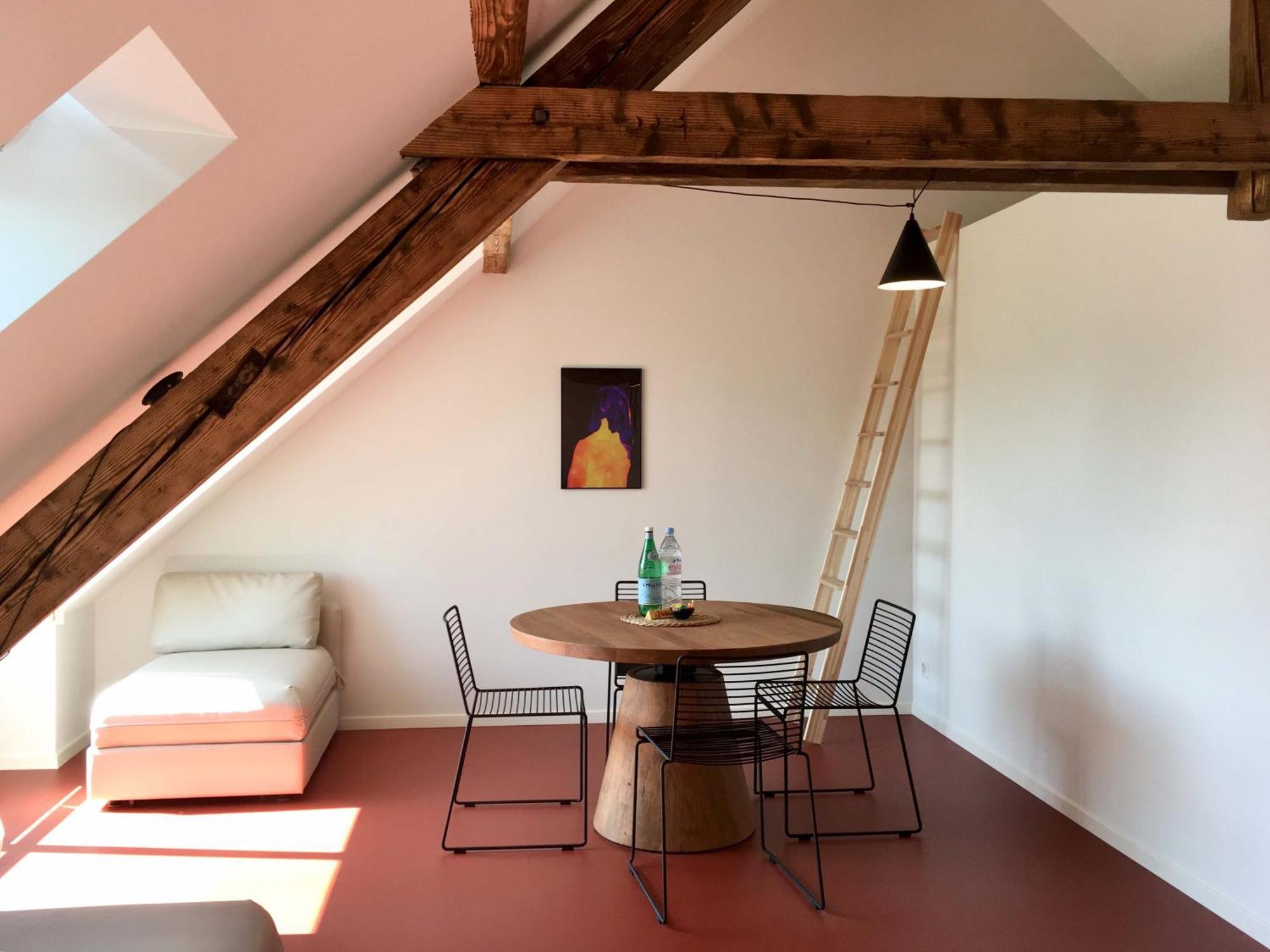 Viadukt Homestay Zurich Exterior photo