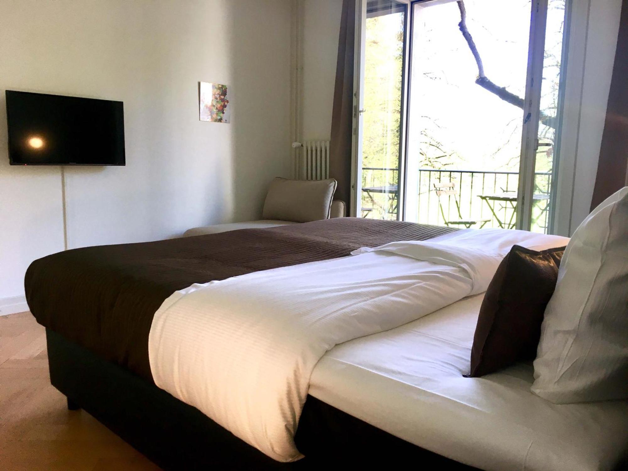 Viadukt Homestay Zurich Exterior photo